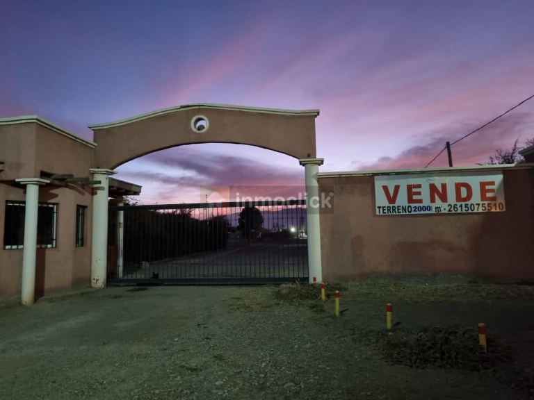Lote en COBOS Y THAMES
