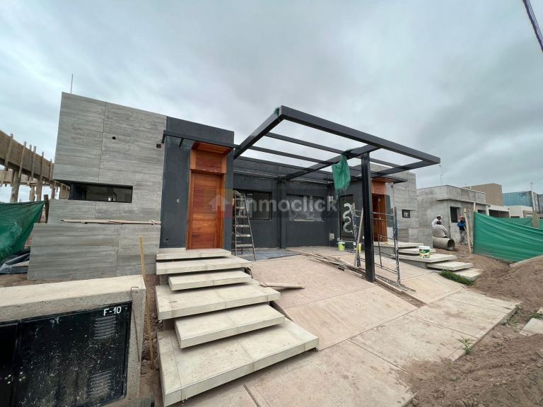 Casa en pinar del sol v