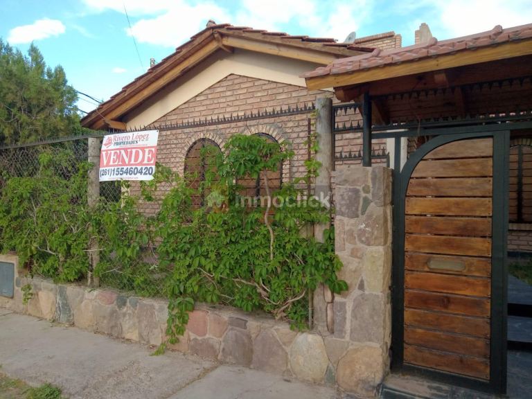 Casa en Posta del Retamo N°1635 Esquina Planta Mura