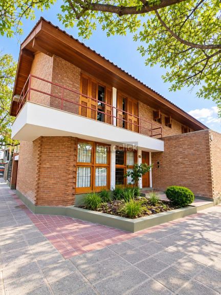 Casa en Manuel A. Saez y Olascoaga