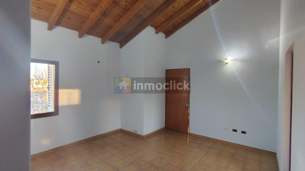 Departamento en B° SUTIAGA - CALLE JORGE NEWBERY, MANZANA "A", MONOBLOCK "C", 2 PISO, 