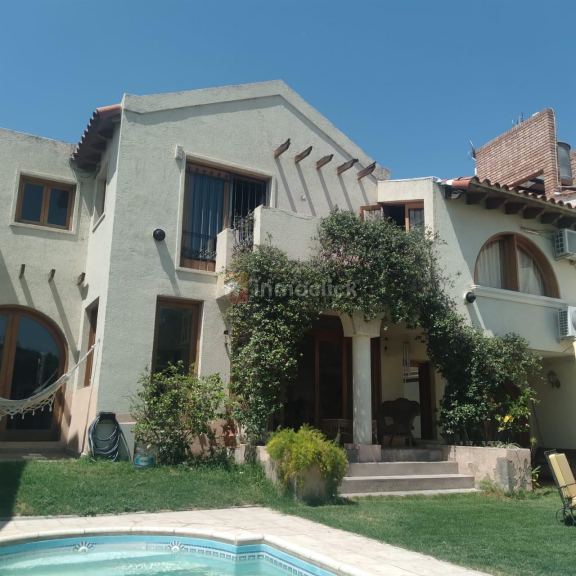 Casa en Juan G Godoy