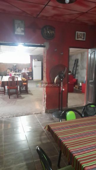 Casa en Monseñor Dip y Asuncion