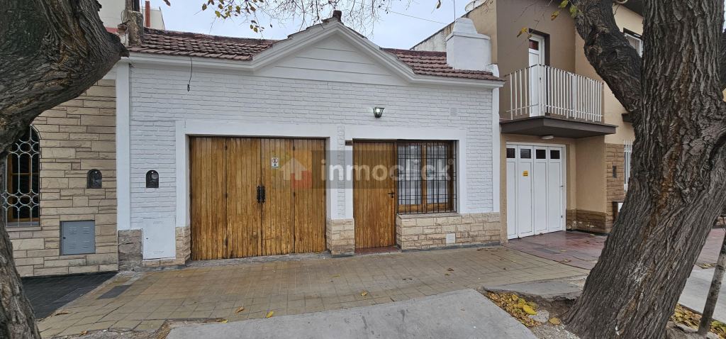 Casa en Allayme 698