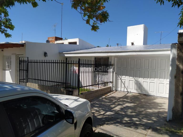 Casa en Barrio El Nevado San Martin Mendoza- manzana J C:16 