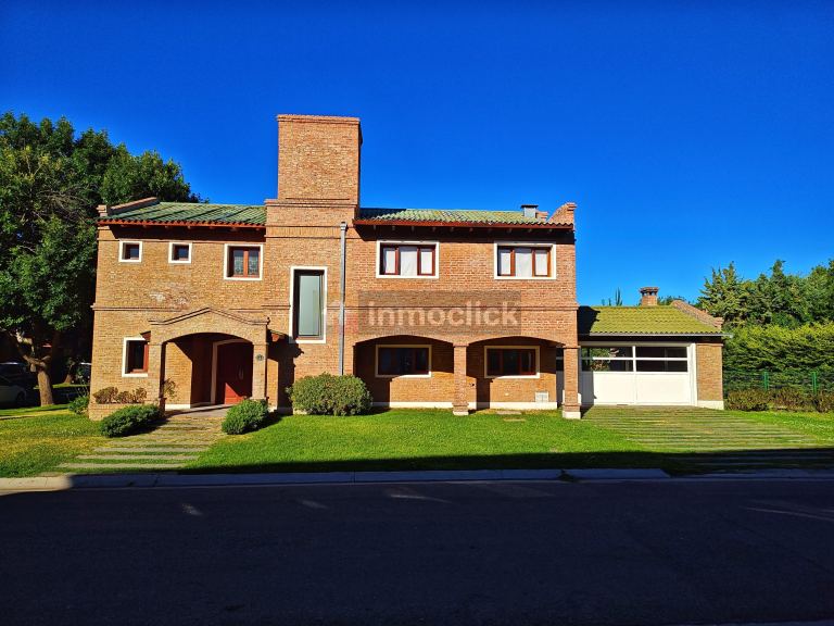 Casa en Av. De los Pinares - UF 97