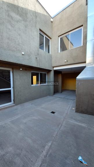 Casa en URQUIZA Y CALLE N°2