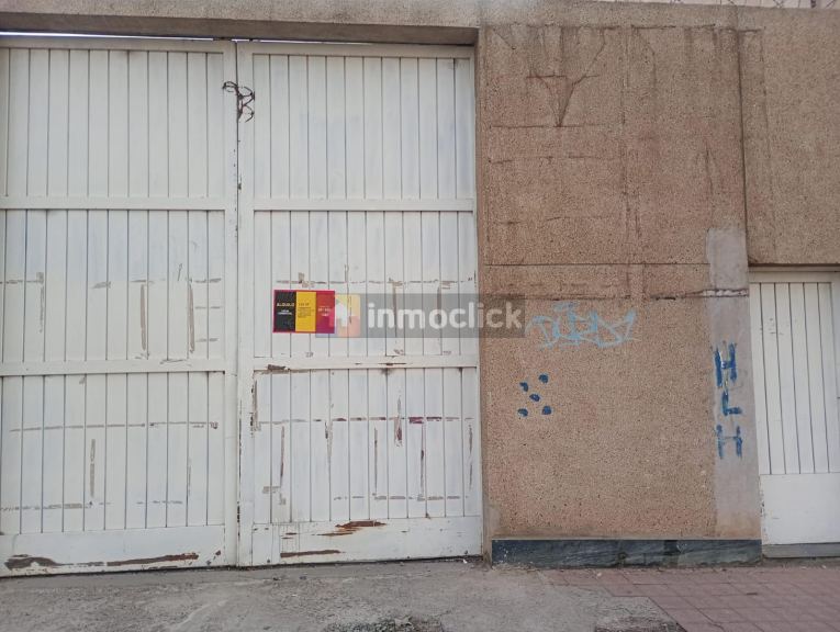 Local Comercial en Espejo y San Miguel