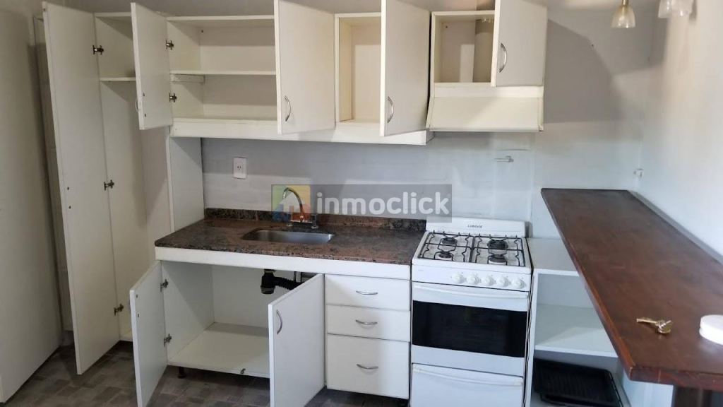 Departamento en Lopez y Planes 887