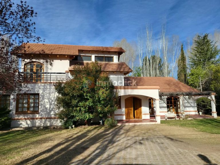 Casa en Roque Saenz Peña 3900
