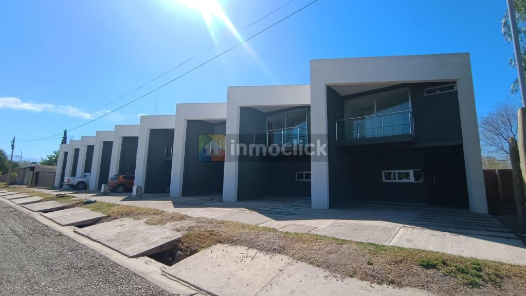 Duplex en BARRIO SOL ANDINO 2. BUENA NUEVA