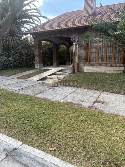 Casa en Quebrada Blanca 455 M 24 C44