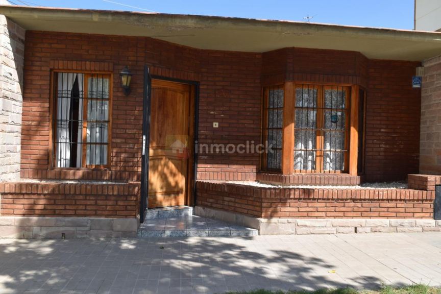 Casa en calle Cerro Colorado -  B° Covimet