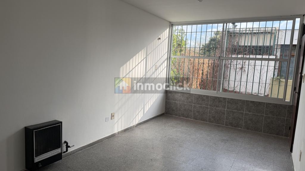 Departamento en Felix Bogado 67
