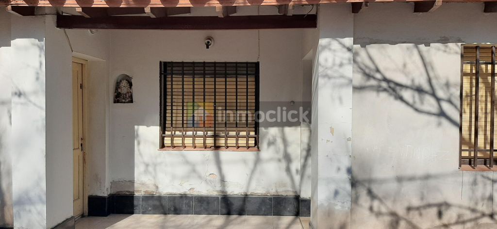 Departamento en calle Thiele y Saenz Peña