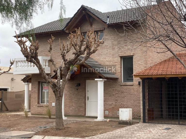 Casa en Elpidio González