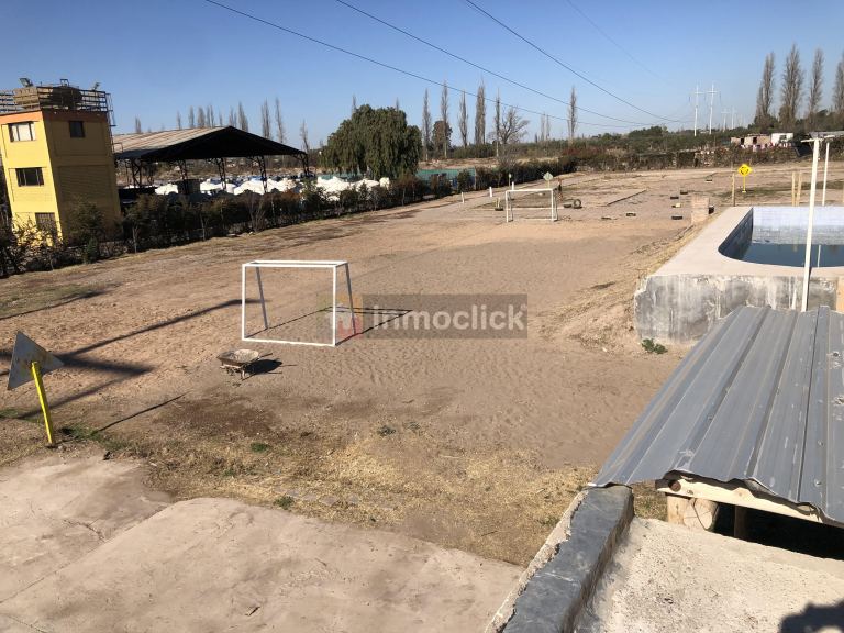 Terreno en Rodriguez peña y acceso este